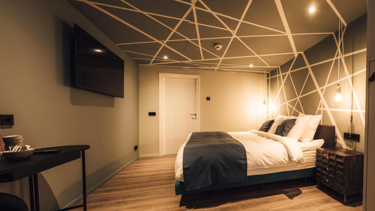 ווינטרסווייק Oldschool Hotel מראה חיצוני תמונה